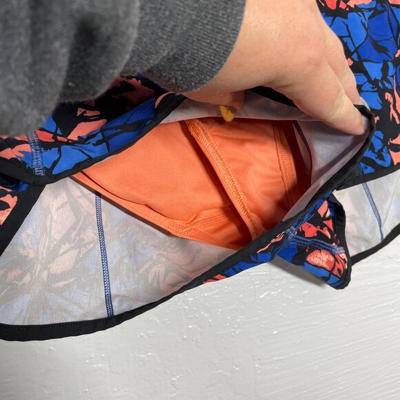 Lululemon Women 4 Paint Storm Harbor Blue Multi Black Speed Shorts Zip Pocket - Picture 4 of 9